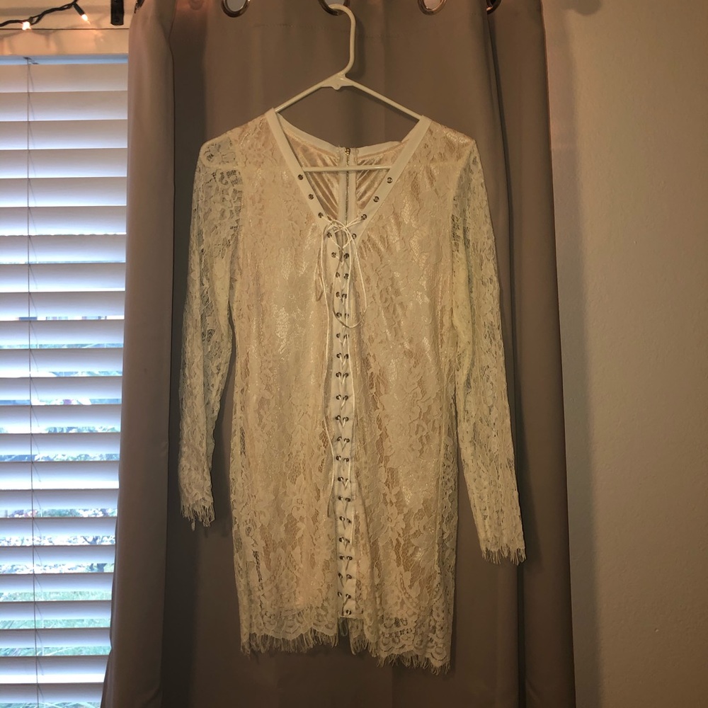 White lace dress